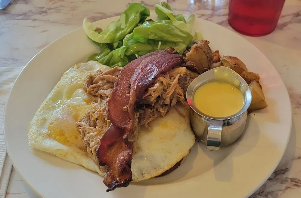 Eggs Benedict with Pulled Pork and Bacon